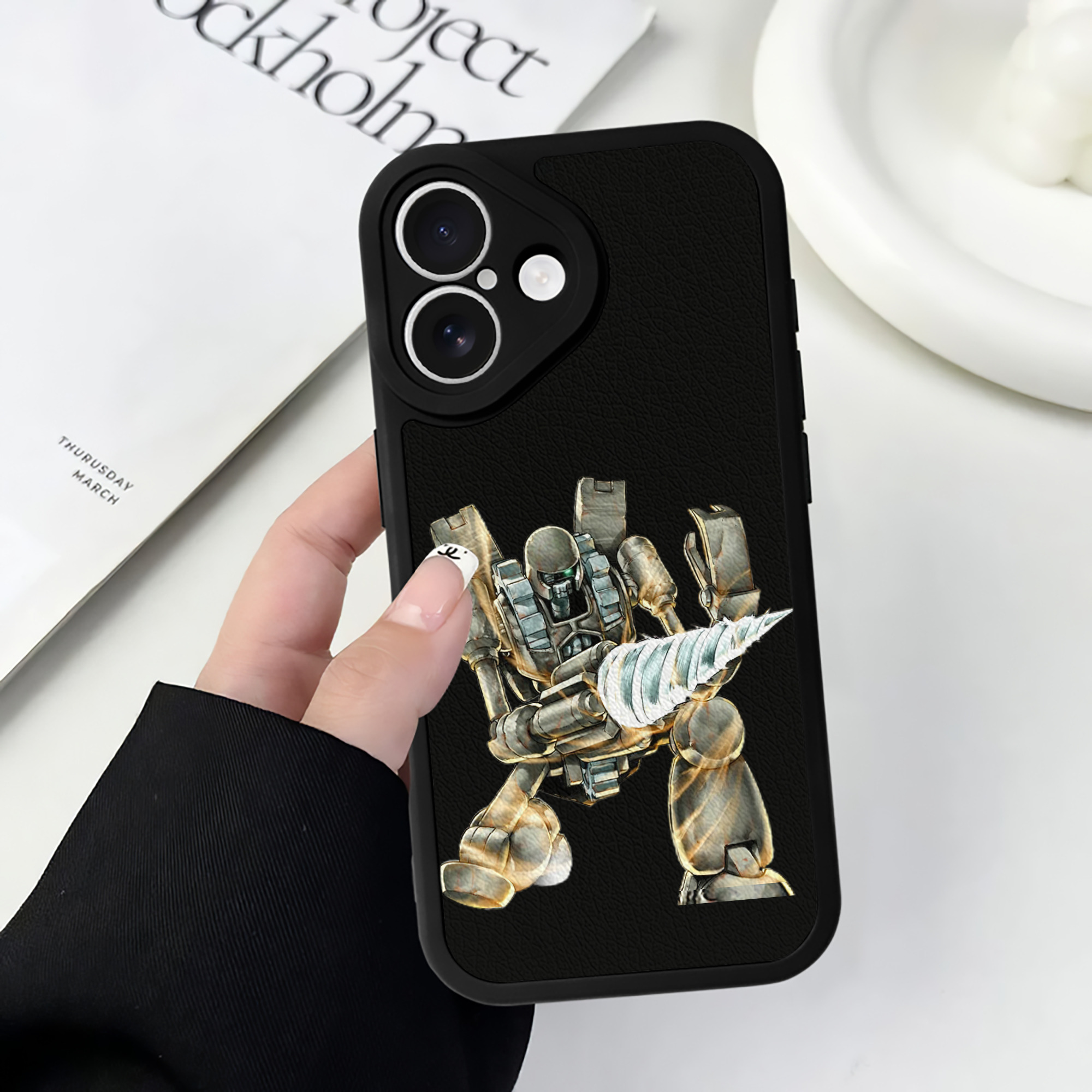 （画像用） 遊☆戯☆王 Yu-Gi-Oh! 【iPhone 16シリーズ対応】シリコンスマホケース（レザー調） 材質：シリコン